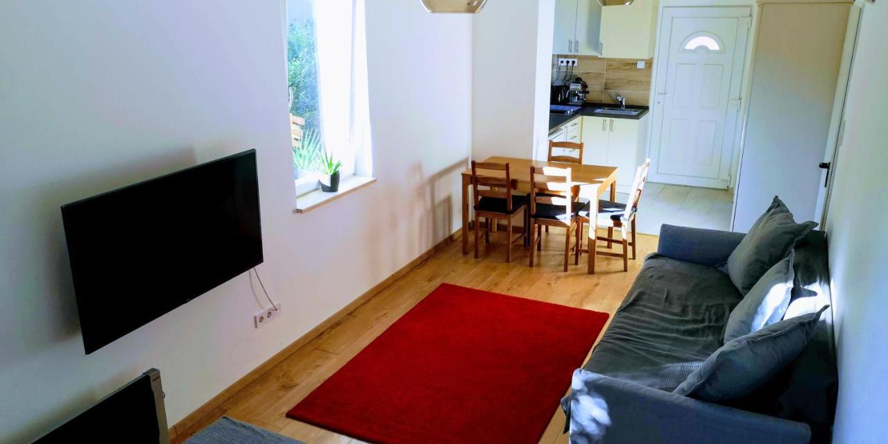 Arvalanyhaj Home Apartman Herceghalom Ngoại thất bức ảnh